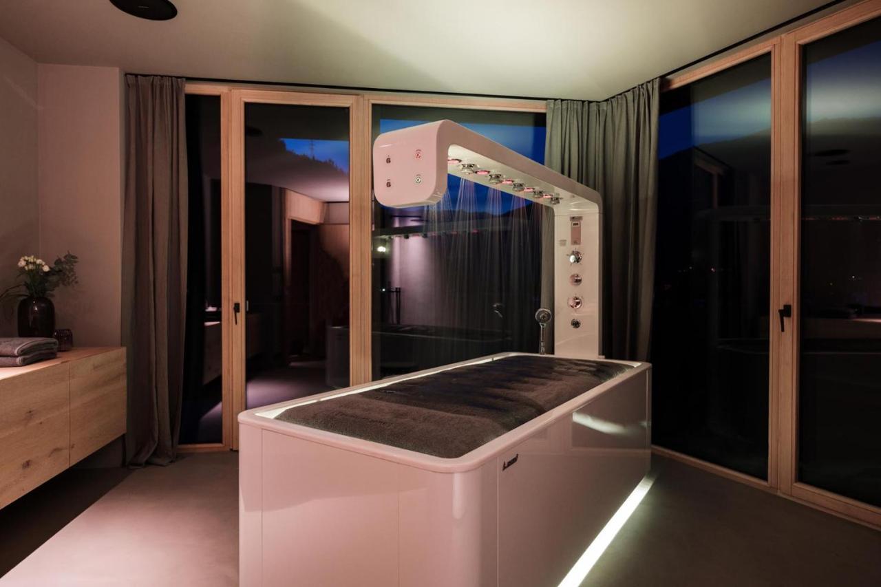 Zelloon Boutique Hotel ツェル・アム・ツィラー エクステリア 写真